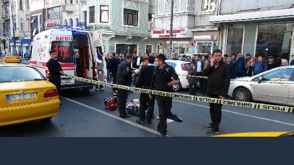 Gözüne uyku bandı taktı, 7. kattan atladı