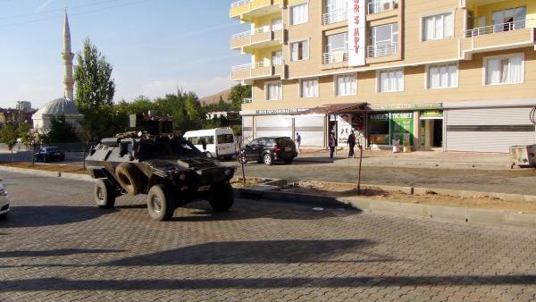 Silvan'da sokağa çıkma yasağı ve çatışmalar devam ediyor (2)