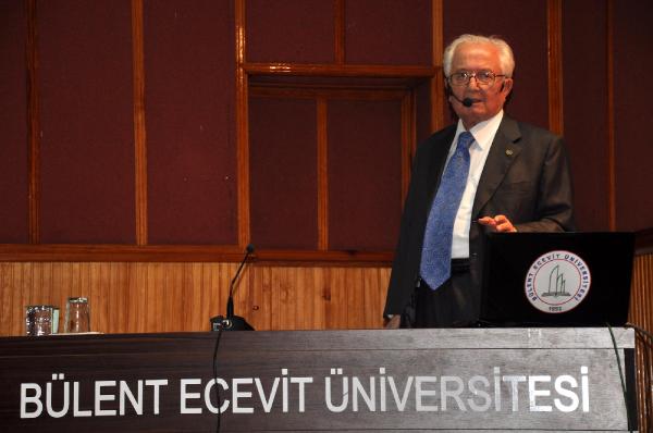 Profesör Kakaç: Doğalgazı yüzde 50 elektrik üretiminde kullanmak risk