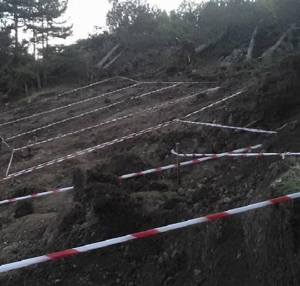 DSİ’nin taş ocağı hafriyat çalışmasında mezarlık ortaya çıktı