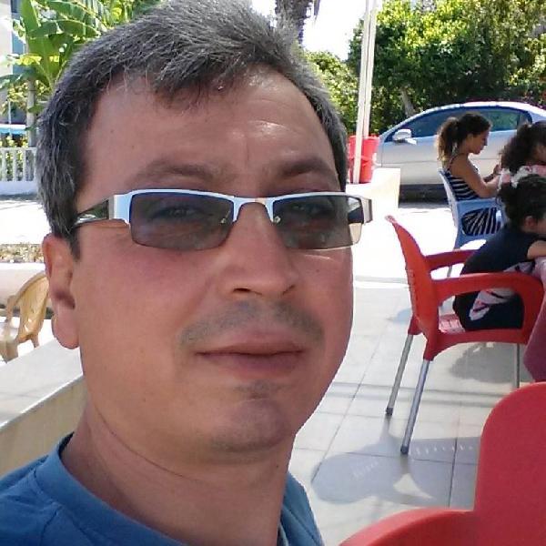 Ev kirasını almaya gittiği apartmanda cesedi bulundu