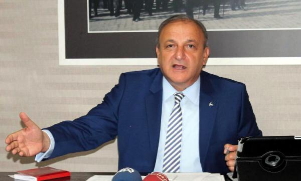 MHP'li Vural: Başbakan mafya reisi gibi