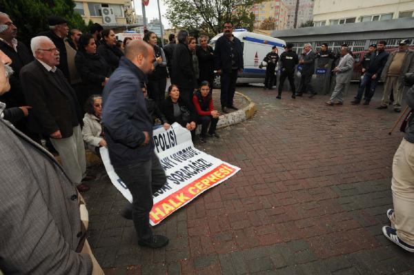 Dilek Doğan'ın babası, "Kızıma dokundum, tepki vermedi"
