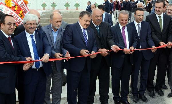 Bakan Eroğlu: Rumlar sudan bahaneler üretiyor