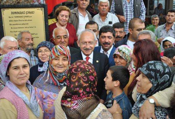 Kılıçdaroğlu yağmur altında konuştu; 1 Kasım seçimlerinde cumhuriyet oylanacak (3)