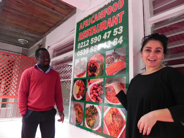 Atanamayan Serpil öğretmen, Afrika yemekleri restoranını açtı