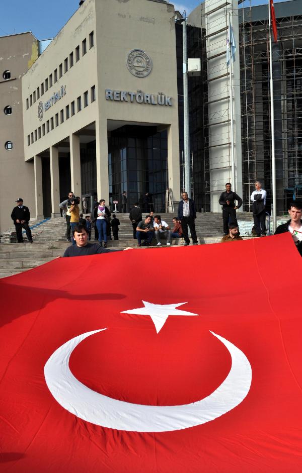 Ülkücülerden terör protestosu
