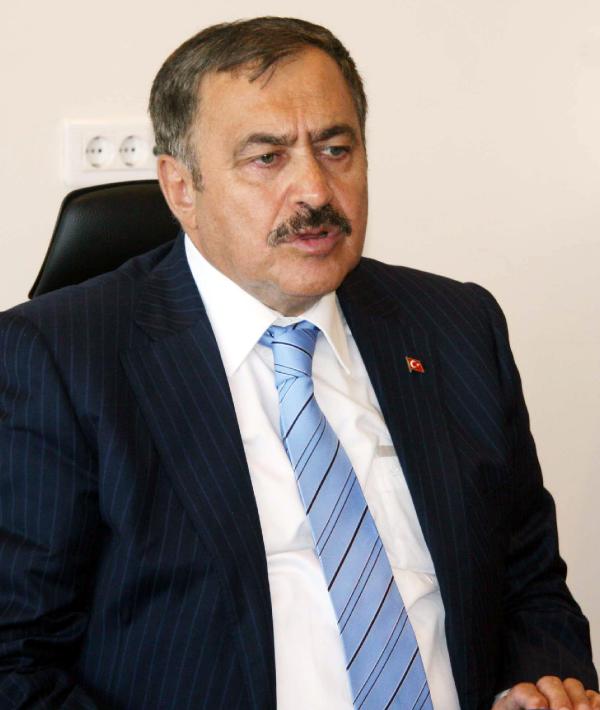 Bakan Eroğlu: Savaşta bile hastanelere dokunulmuyor