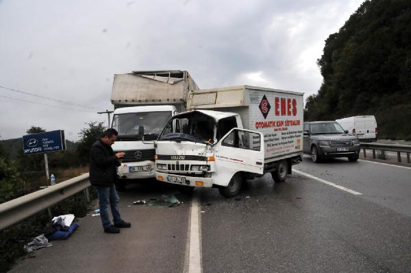 Yalova'da zincirleme kaza: 3 yaralı