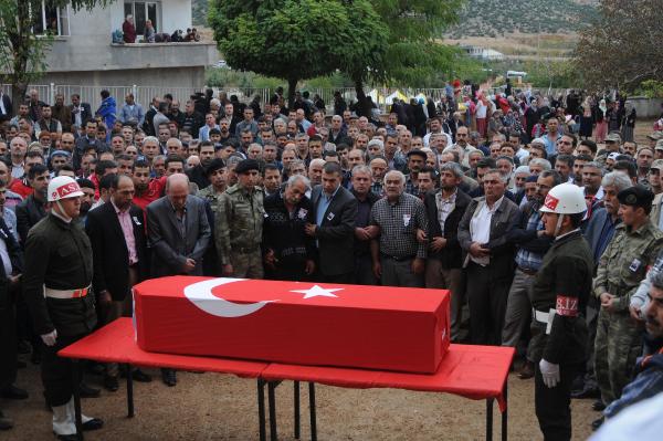 Şehit astsubayın evinde yas (2)