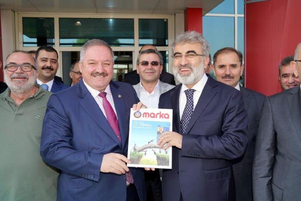 Eski Bakan Yıldız: Meclis çatışı altındaki birisi PKK tabutu taşıyamaz