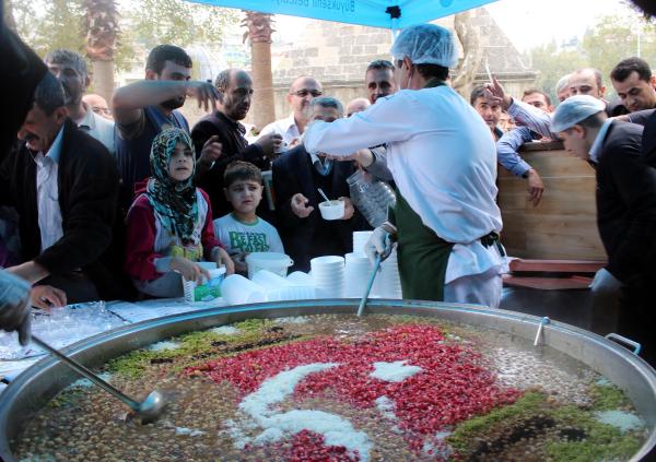 Kahramanmaraş’ta 5 bin kişiye aşure ikramı