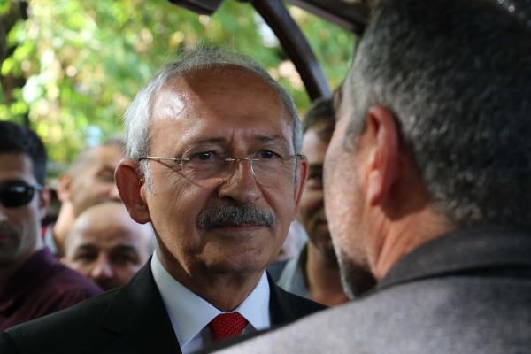 Kılıçdaroğlu: Etnik kimlik ve din üzerinden siyaset yapanlara güvenmeyin (2)