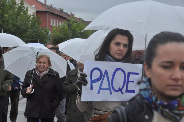 Kosova’da barış yürüyüşü