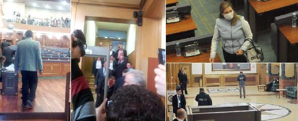 Kosova Meclisi’nde göz yaşartıcı gaz paniği devam ediyor