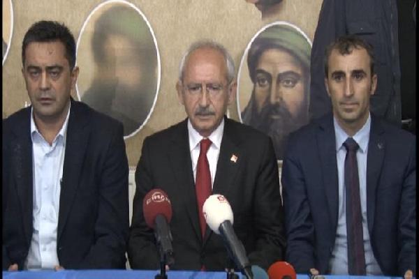 KILIÇDAROĞLU “MUHARREM YEMEĞİ"NE KATILARAK ORUÇ AÇTI