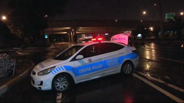 29 Ekim provası nedeniyle yollar trafiğe kapatıldı