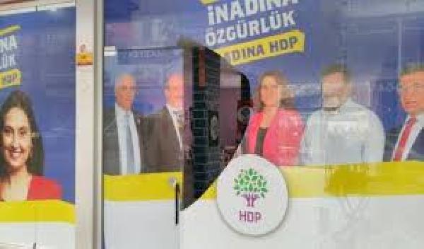 HDP, seçim bürosuna saldırı