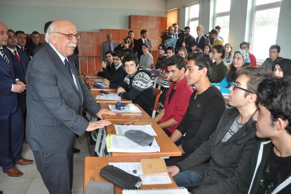 Bakan Avcı: Maç devam ederken kural değiştirmek bizim defterimizde yok