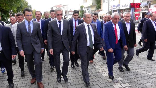 Bakan Alaboyun: Hem suyumuzu hem enerjimizi iyi yönetmemiz lazım