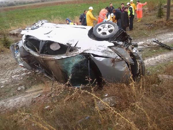 Özel harekat polisi kazada can verdi
