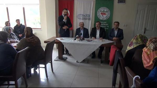 Müezzinoğlu: "Bu millet Almanların başardığından daha iyisini başarabilecek bir millet"