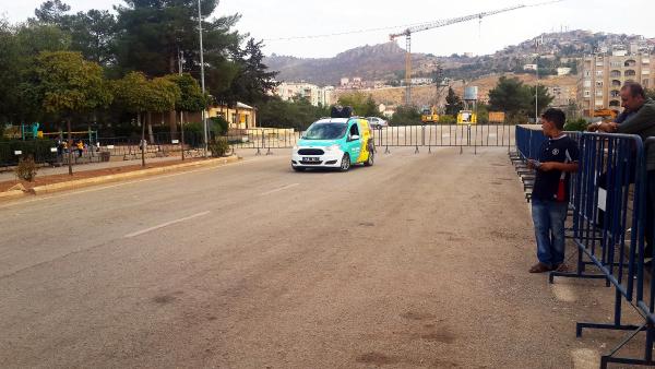 Mardin'de bağımsız adayın mitingine hiç kimse katılmadı