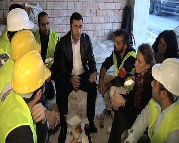 Demirtaş işçilerle kahvaltı yaptı, dertlerini dinledi