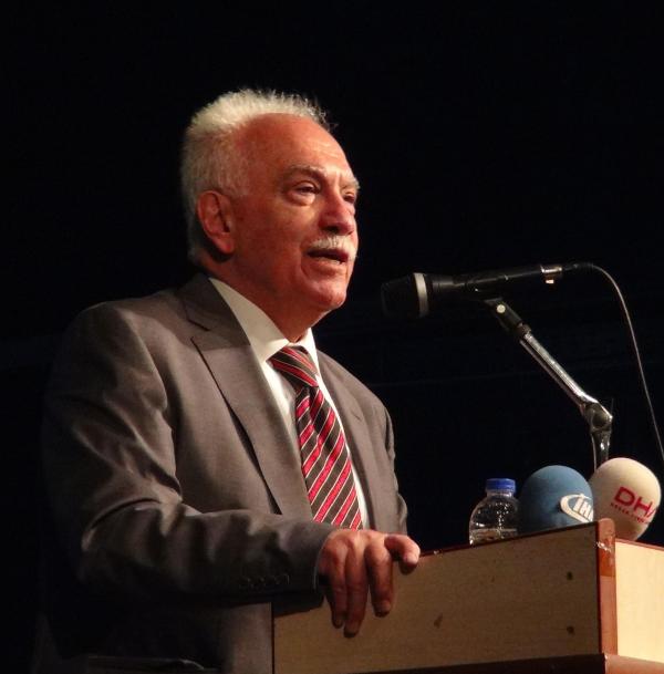 Doğu Perinçek: Türkiye'nin başına getirilen iktidar Türk ordusunu hapse attı