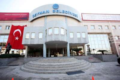 Adana Seyhan Belediyesi'ne silahlı saldırı