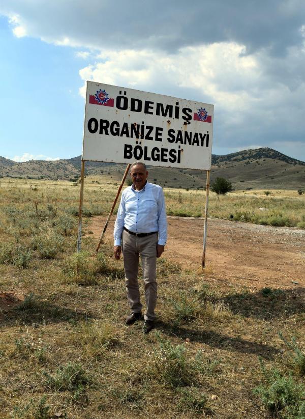 MHP'li Tanrıkulu: İsmimi indirdiler, parayı gönderdiler