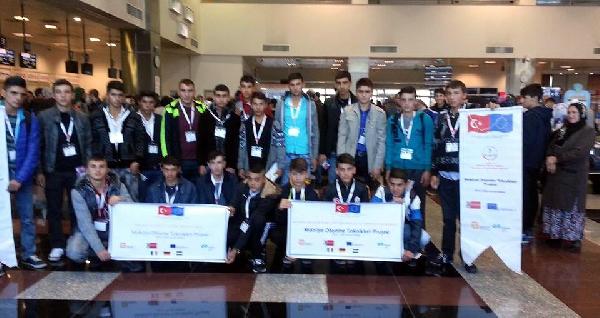 Tomarzalı öğrenciler, Avrupa yolculuğunda