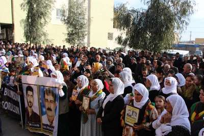Silopi'de kayıp HADEP yöneticileri anıldı
