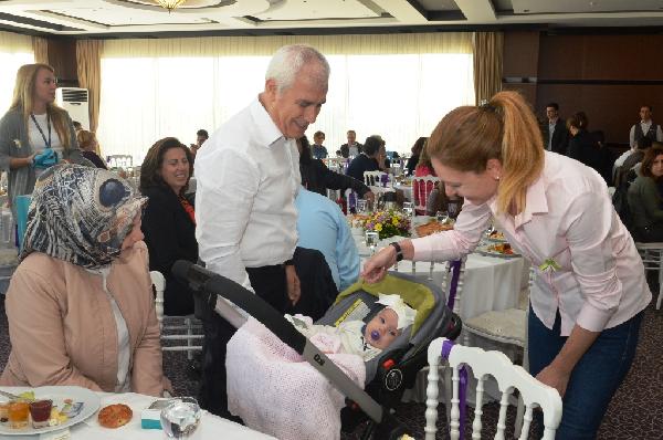 Nilüfer Belediye Başkanı, ‘Nilüfer’lerle buluştu