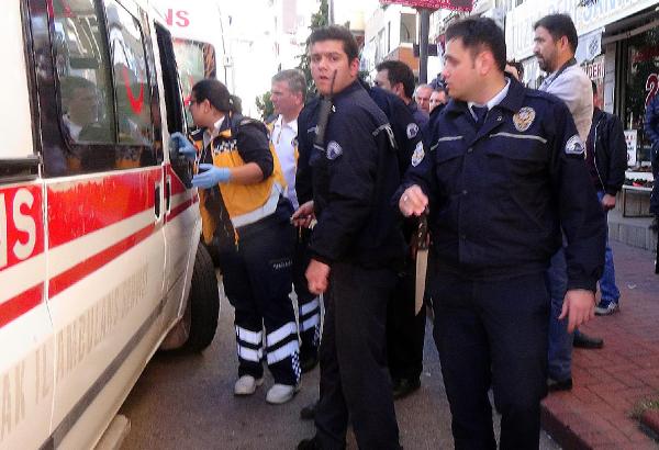 Ereğli'de bıçaklı kavga: 3 yaralı