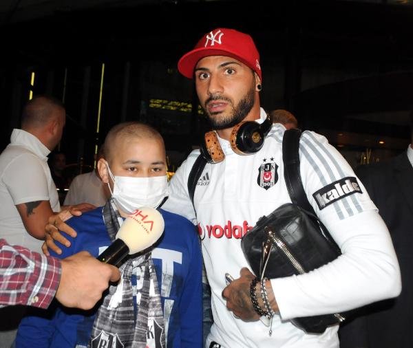Lösemi hastası İsmet'e Beşiktaş morali