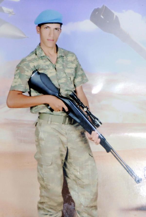 PKK'lı teröristlerin kaçırdığı askerin yakınları iyi haber bekliyor
