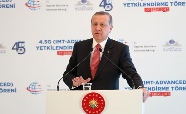 Cumhurbaşkanı Erdoğan : Vatanseverlik, birlik ve dayanışmayla ortaya çıkar