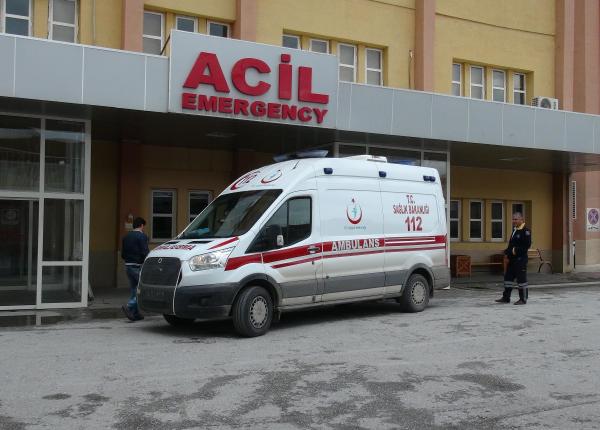 Öğrencileri servisleri çarpıştı: 5'i öğrenci 6 yaralı