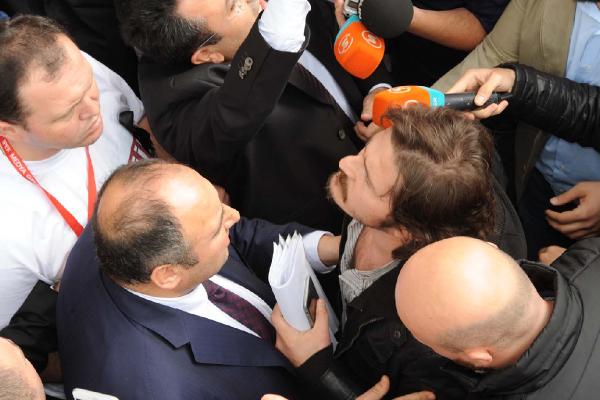 Koza İpek Holding'e İstanbul'da tebligat yapılamadı