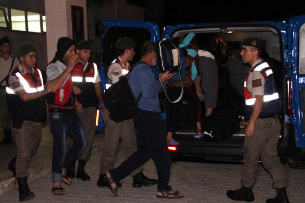 Kemer’de Suriyeli kaçaklar yakalandı