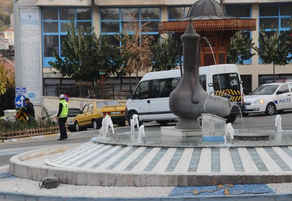 Nevşehir’de fünye ile patlatılan şüpheli çantadan erkek elbiseleri çıktı.