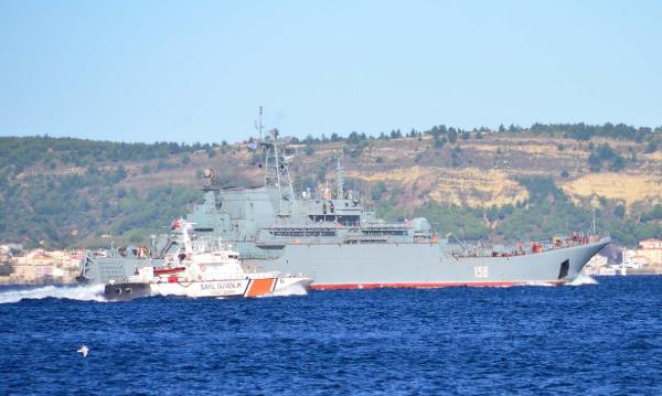 Rus savaş gemisi, Marmara'ya yol aldı