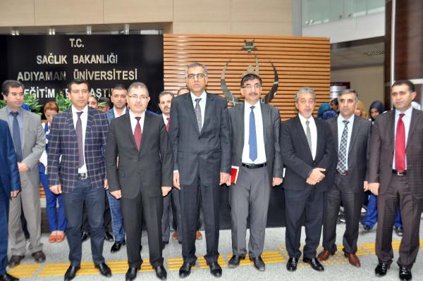 Adıyaman'da sağlıkçılardan teröre tepki