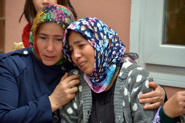 Kamyonete çarpan motosiklet sürücüsü öldü (2)