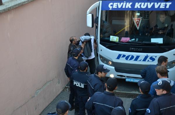 Oğlunun IŞİD'e götürüldüğünü söyleyip yakalanmasını isteyen babaya şok
