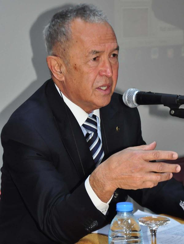 Anemon Otelleri Zinciri Onursal Başkanı İAkçura kazada yaralandı