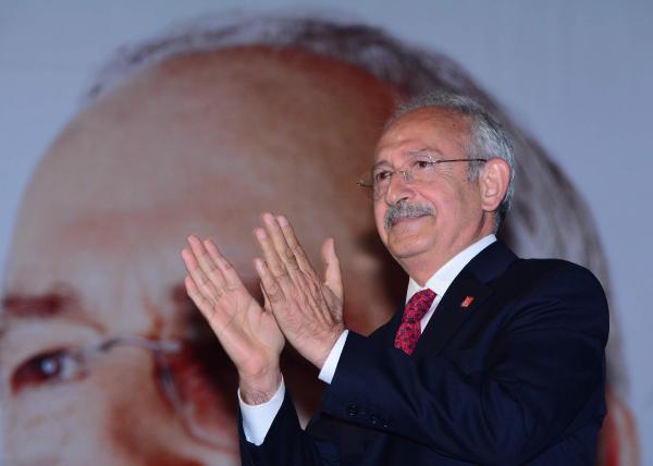 CHP lideri Kılıçdaroğlu: Yeni bir saltanat türü çıktı, Saray’da otur malı götür