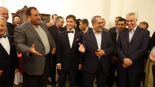 İran'da Cumhuriyet Bayramı resepsiyonu düzenlendi