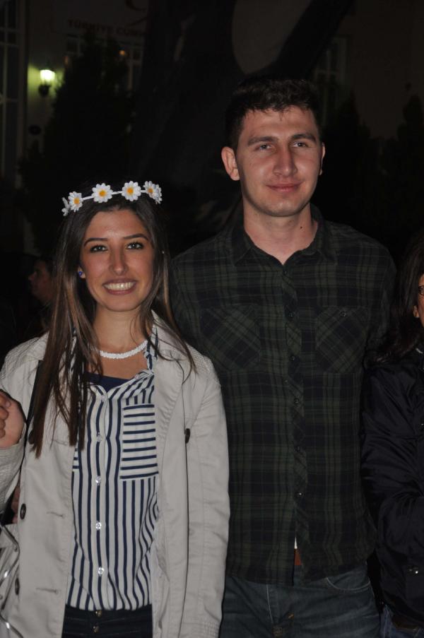 Fener alayında sürpriz evlilik teklifi